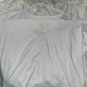 Size Small Olivia Rae tee - white